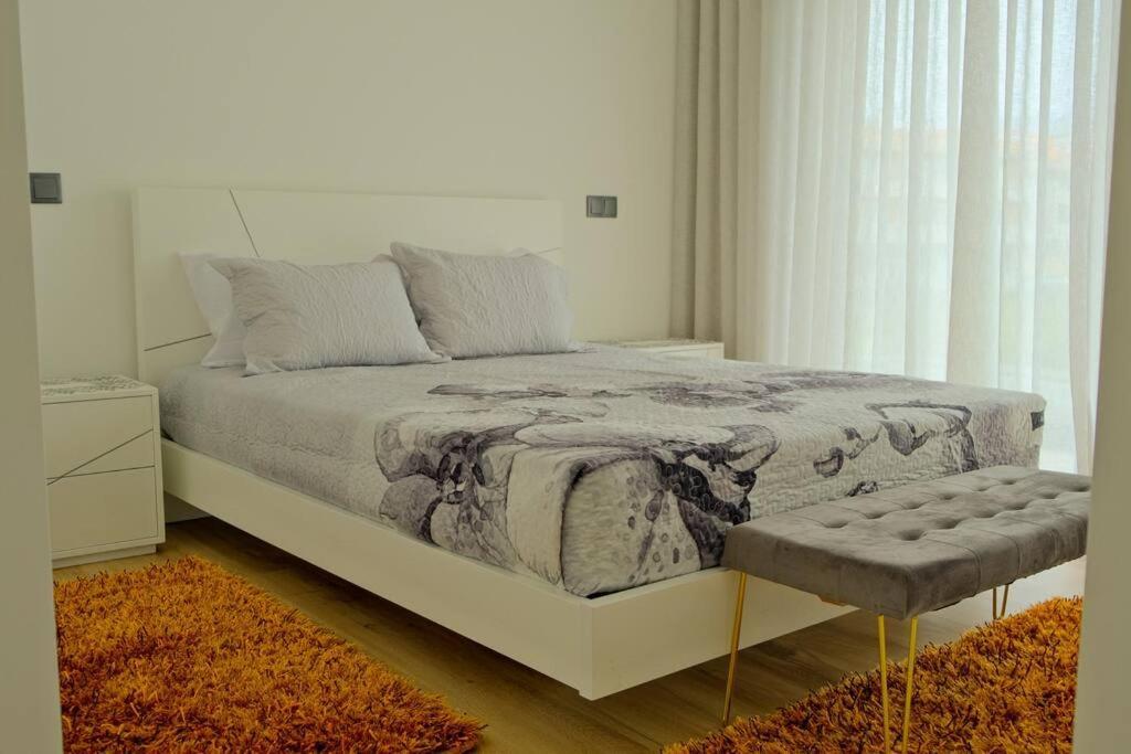 Avenida House A 700 Metros Da Praia إسبونسيندي المظهر الخارجي الصورة